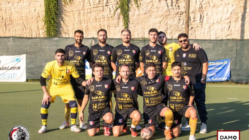 Calcio a 5, la Rinascita vince 11 a 1 contro la Futsal Lentini